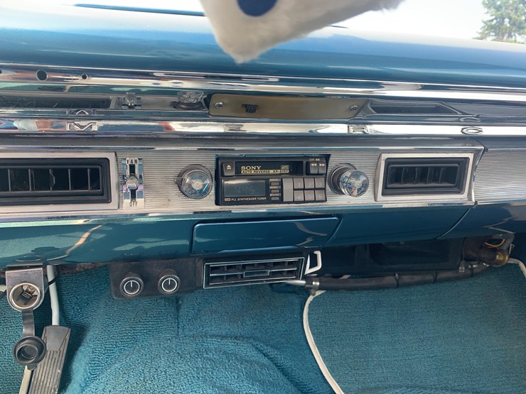 1964-mercury-monterey-image-18