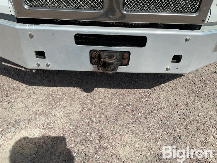 2018-kenworth-t880-image-10