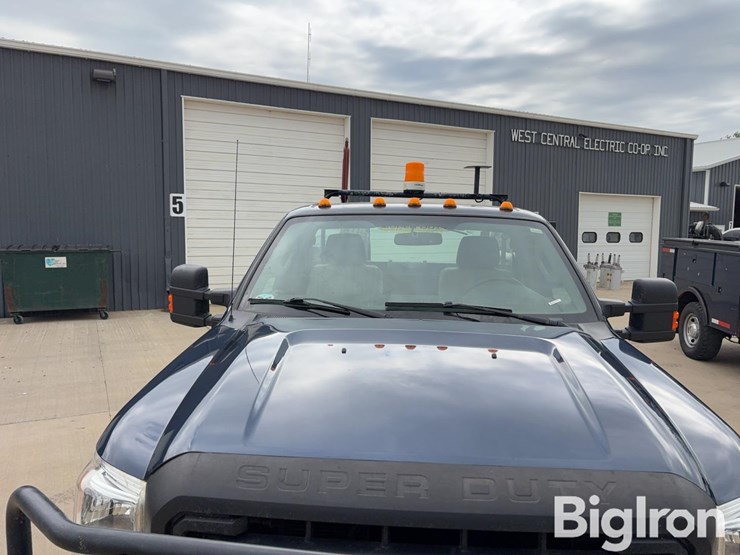 2016-ford-f350-xl-image-16