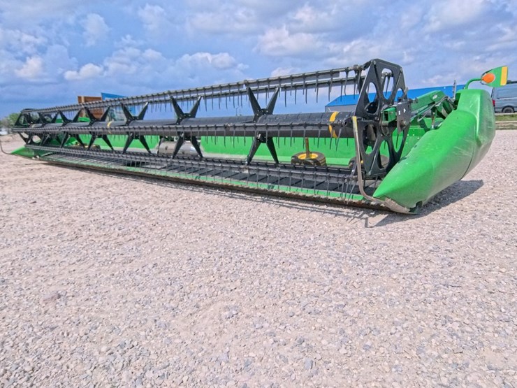 john-deere-635-image-33