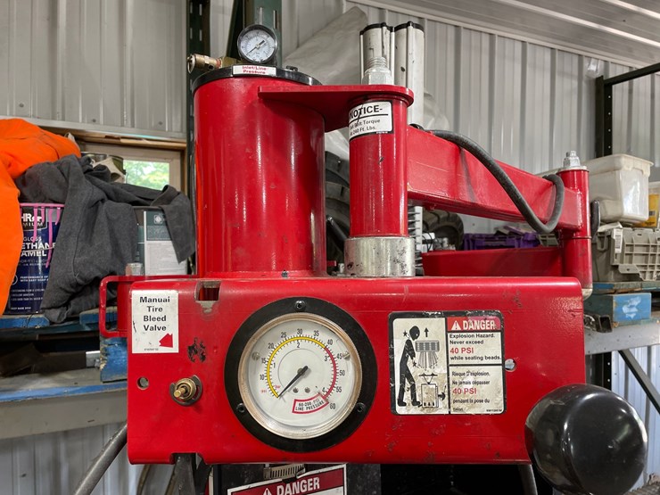 #6070-•-coats-shop-tire-changer-image-4