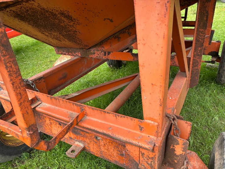 #2226-•-bradford-gravity-box-wagon-image-20