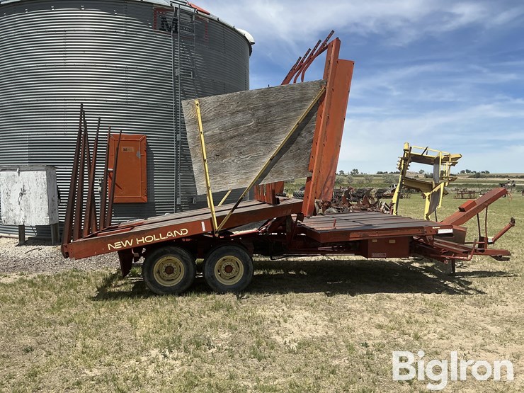new-holland-1033-image-4