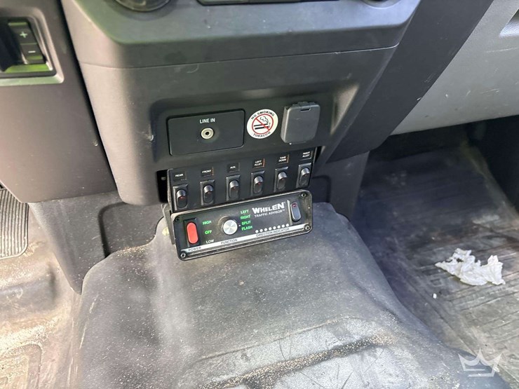 2017-ford-f150-image-18