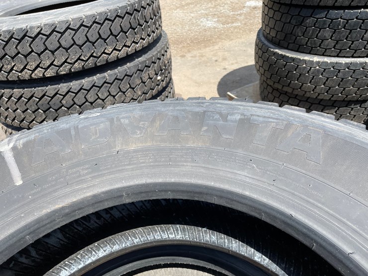 #6517-•-set-of-(4)-semi-tires-image-7