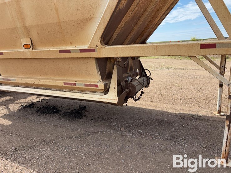 1996-ranch-tri/a-belly-dump-trailer-image-19
