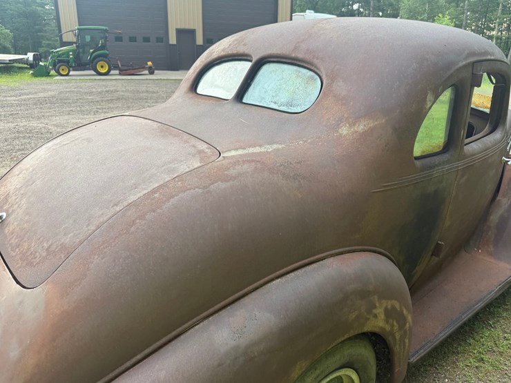 #1369-•-1936-terraplane-car-image-23