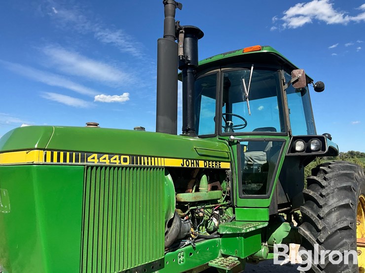 1980-john-deere-4440-image-11