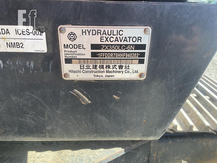 2018-hitachi-zx350-lc-image-19