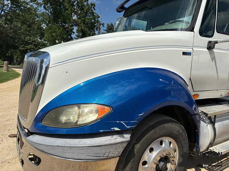 2012-international-prostar-image-15