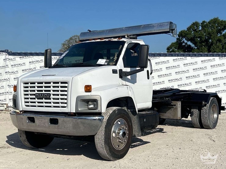 2007-isuzu-ftr-image-1