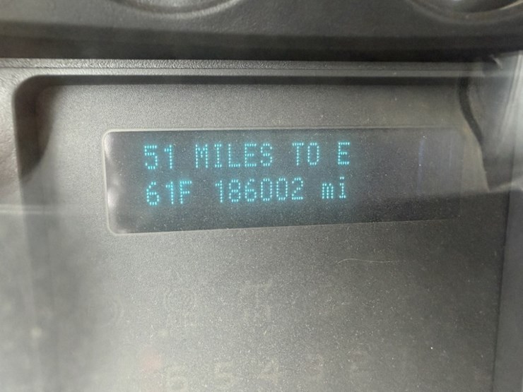 2014-ford-f350-sd-image-25