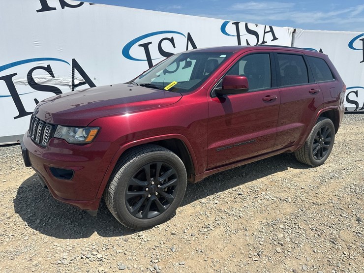 2021-jeep-grand-cherokee-image-1
