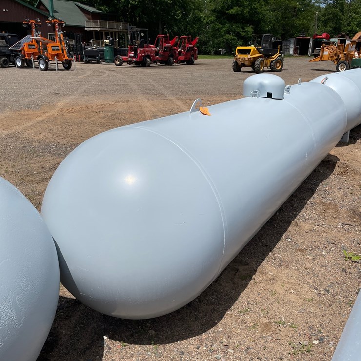 #6508 • 1000 Gallon LP Propane Tank