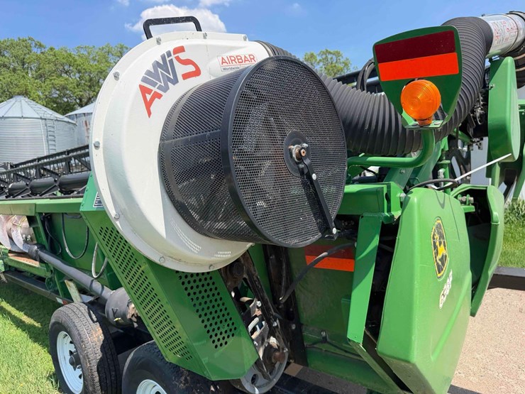 john-deere-630-image-11