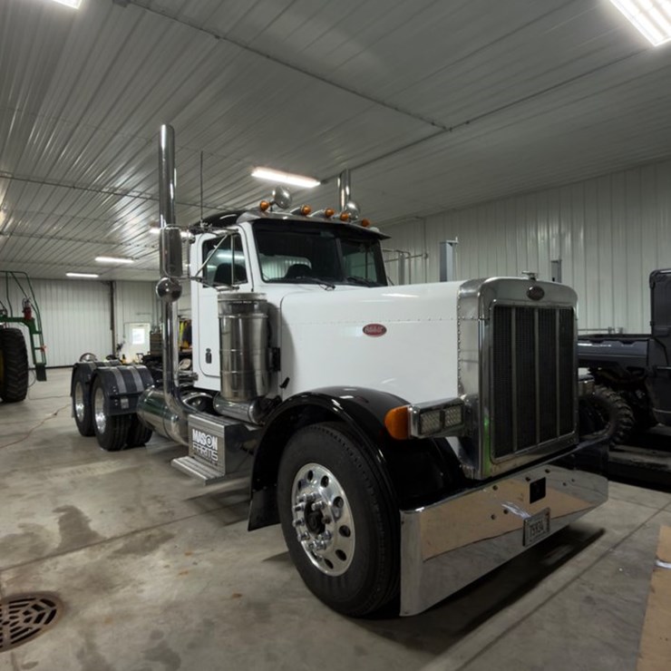 PETERBILT 379