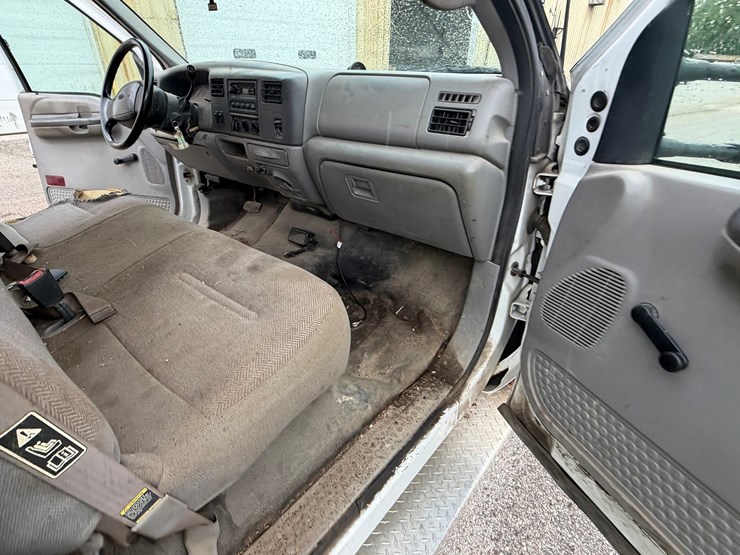 2001-ford-f450-image-63