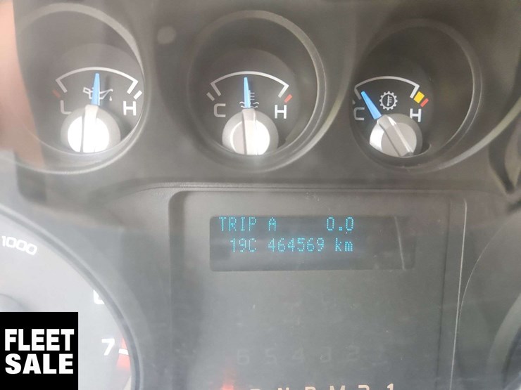 2011-ford-f350-image-27