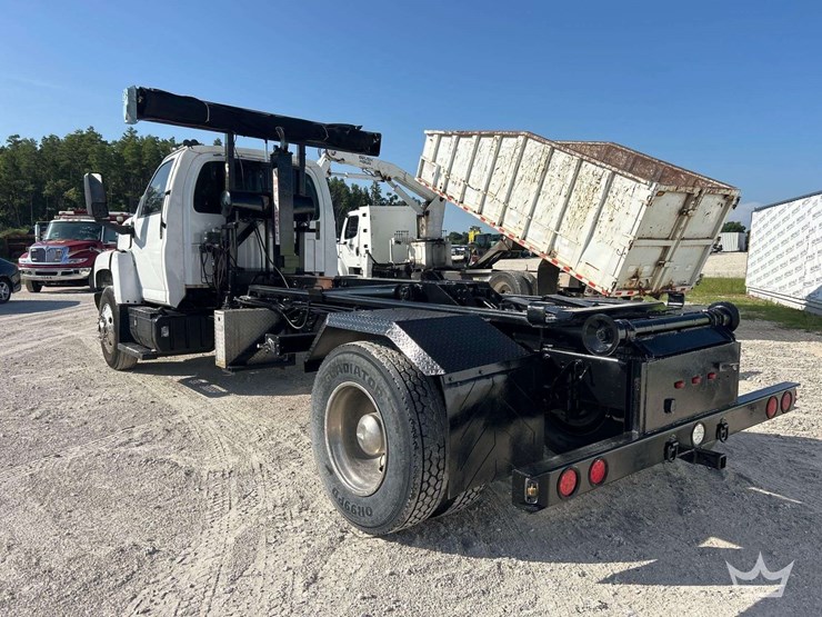 2007-isuzu-ftr-image-4