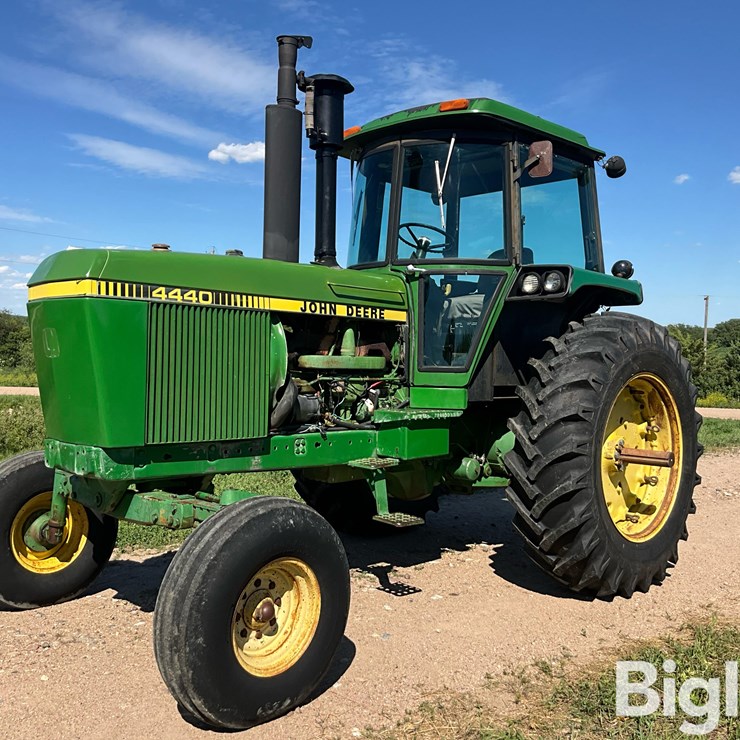 1980 JOHN DEERE 4440