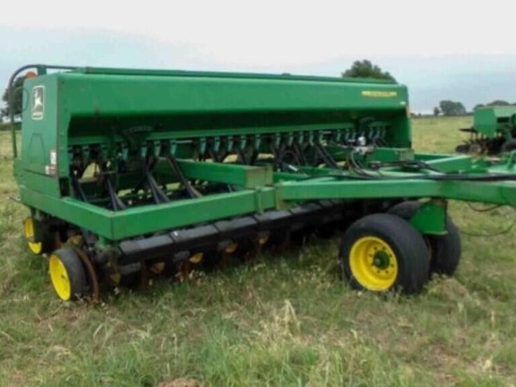 john-deere-750-image-3