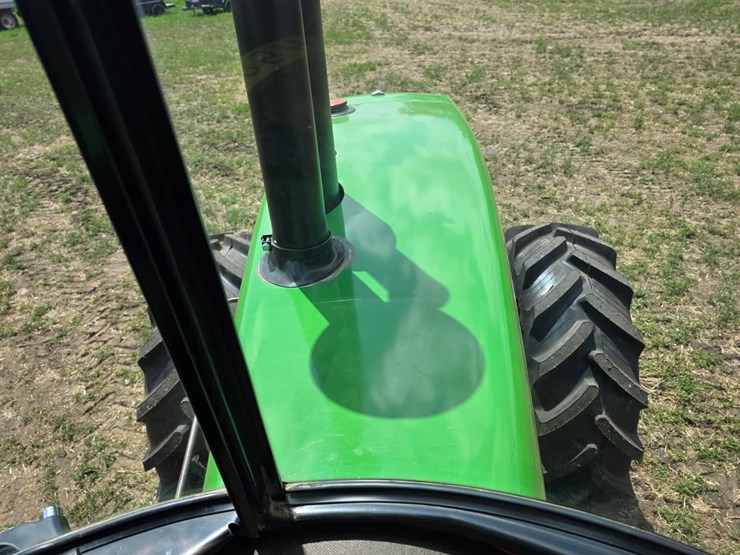 john-deere-4755-image-22