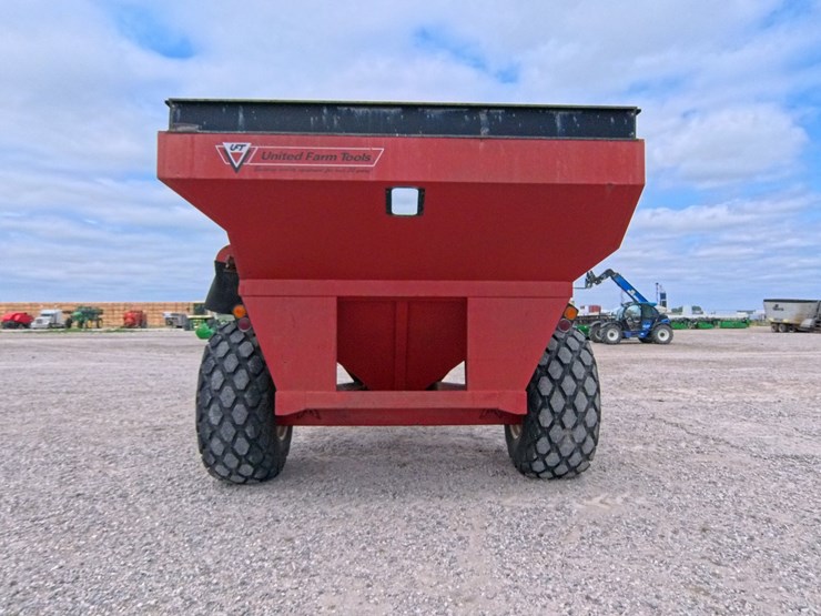 united-farm-tools-760-image-4