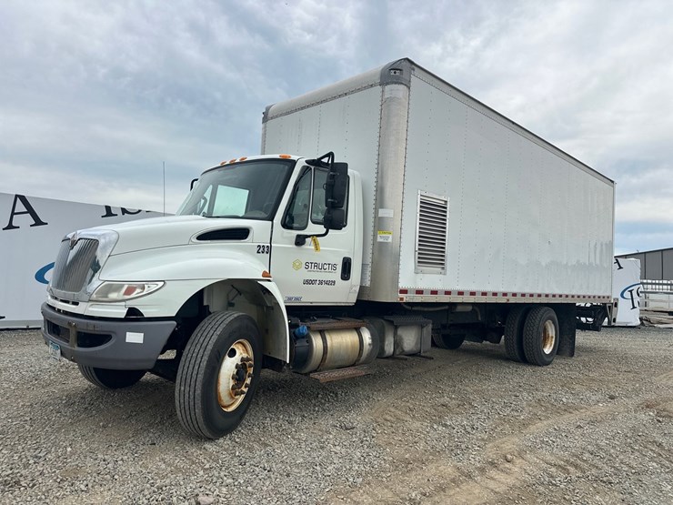 2015-international-durastar-4300-image-1