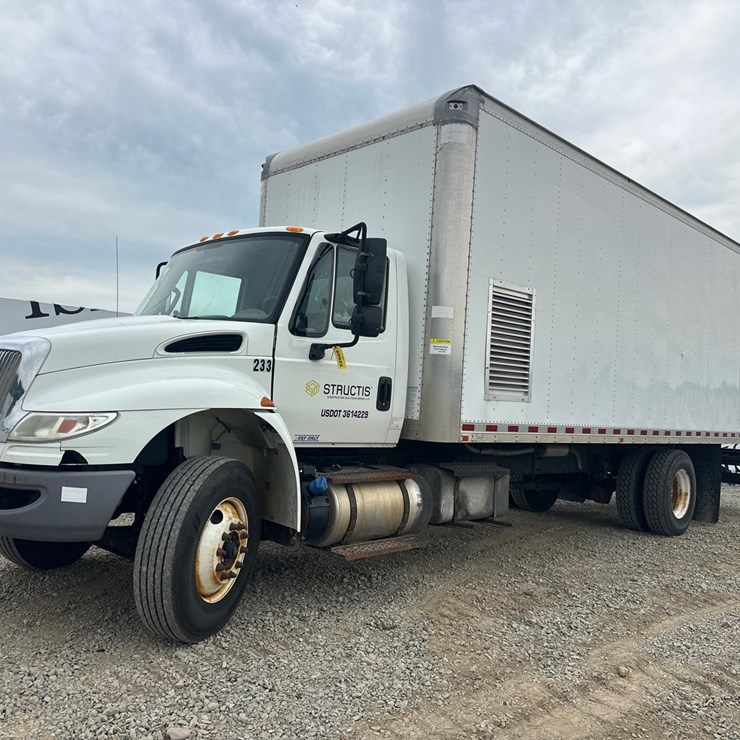 2015 INTERNATIONAL DURASTAR 4300