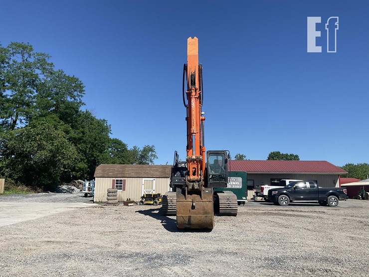 2018-hitachi-zx350-lc-image-7