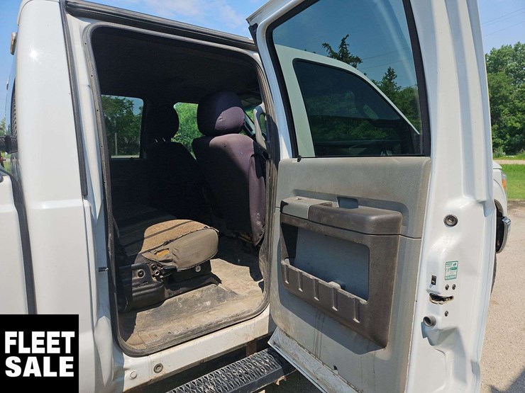 2015-ford-f350-image-22