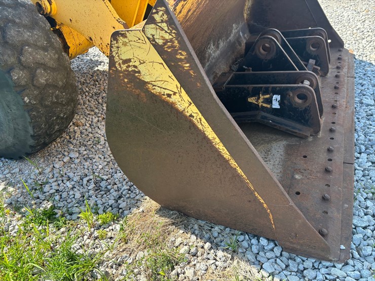 new-holland-lw170-image-79