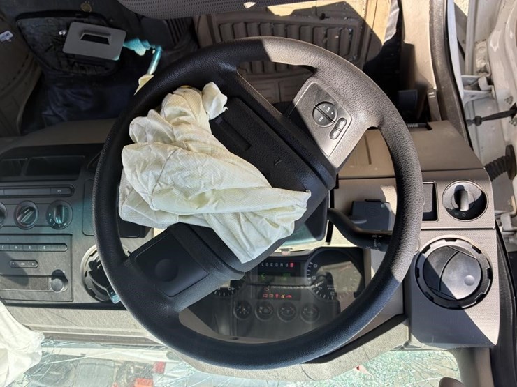 2008-ford-f250-image-25
