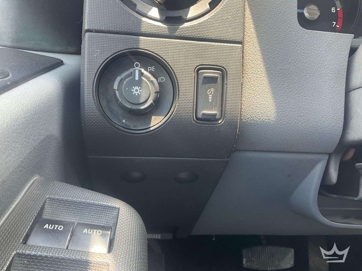 2016-ford-f350-image-21