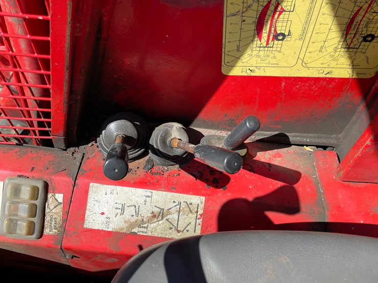 #6053-•-manitou-piggyback-forklift-image-20