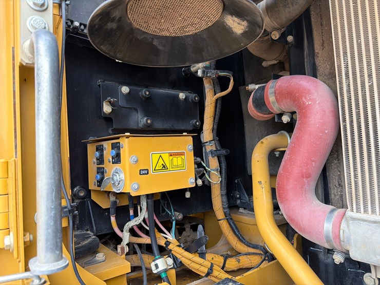 caterpillar-328d-lcr-image-31