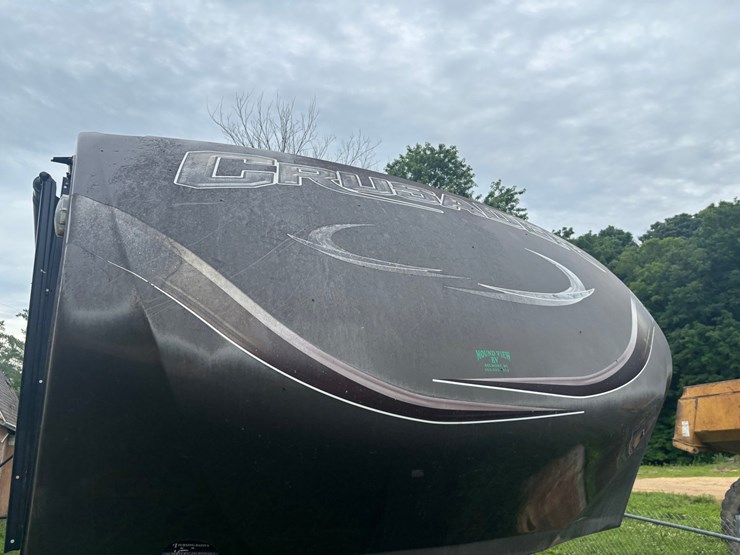 #2231-•-2014-crusader-335-5th-wheel-camper-image-13