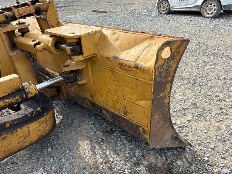 caterpillar-d3c-xl-image-32