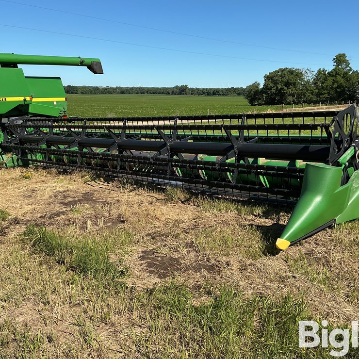 2007 JOHN DEERE 630F