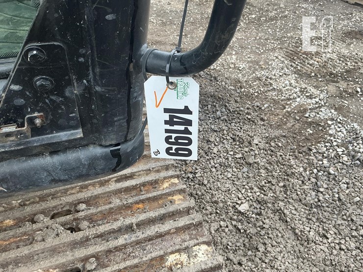 2017-jcb-js131-lc-image-20
