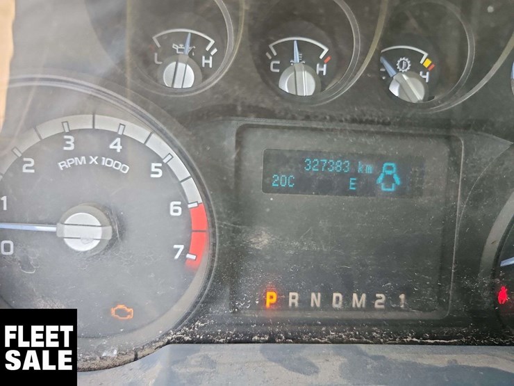 2015-ford-f350-image-28