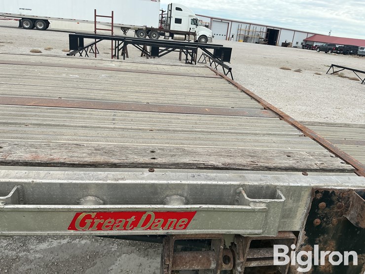 2013-great-dane-trailer-image-18