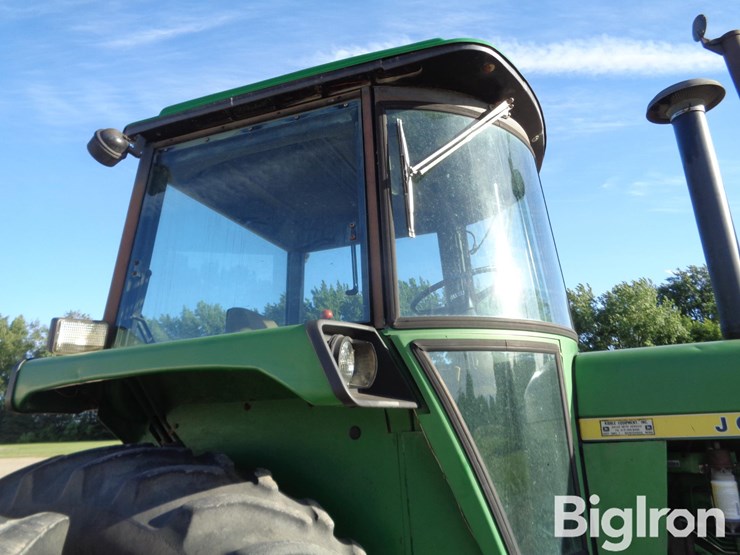 1977-john-deere-4630-image-15