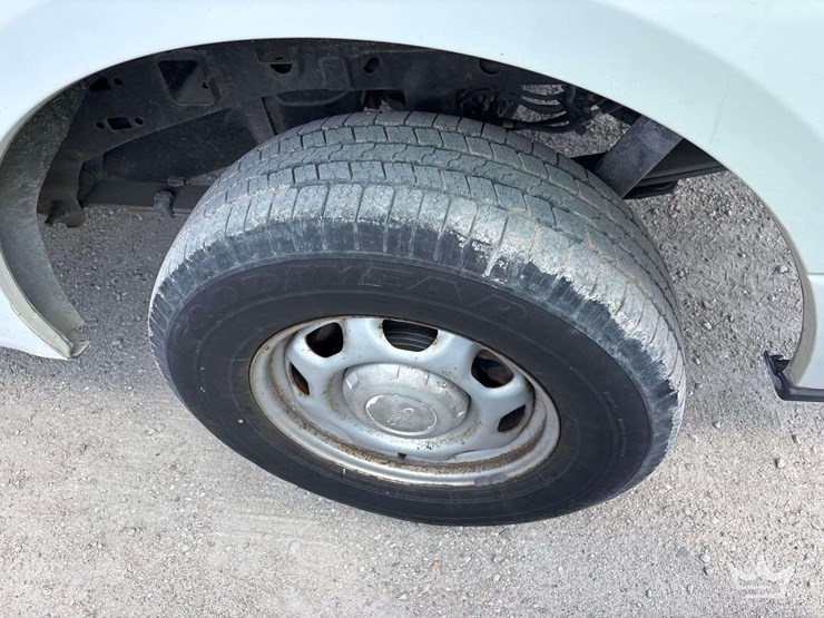 2017-ford-f150-image-27