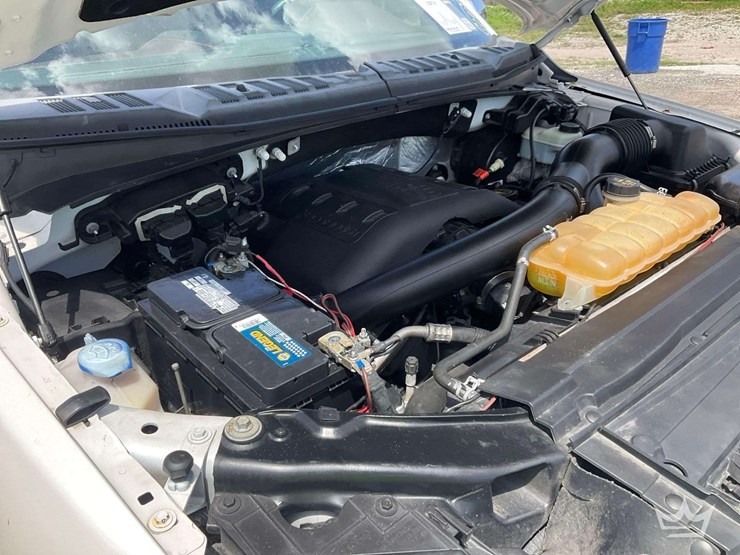 2016-ford-f150-image-9