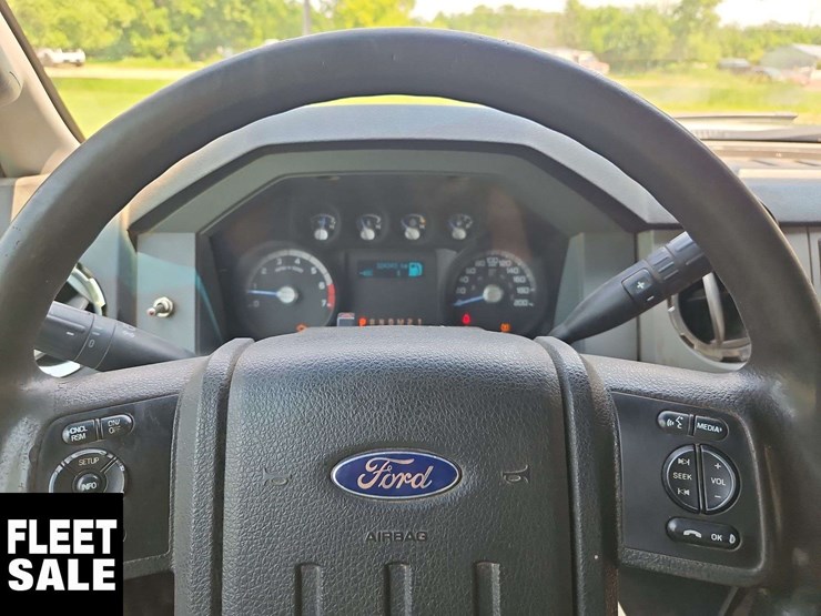 2015-ford-f350-image-26