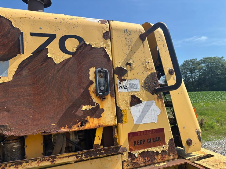 new-holland-lw170-image-17