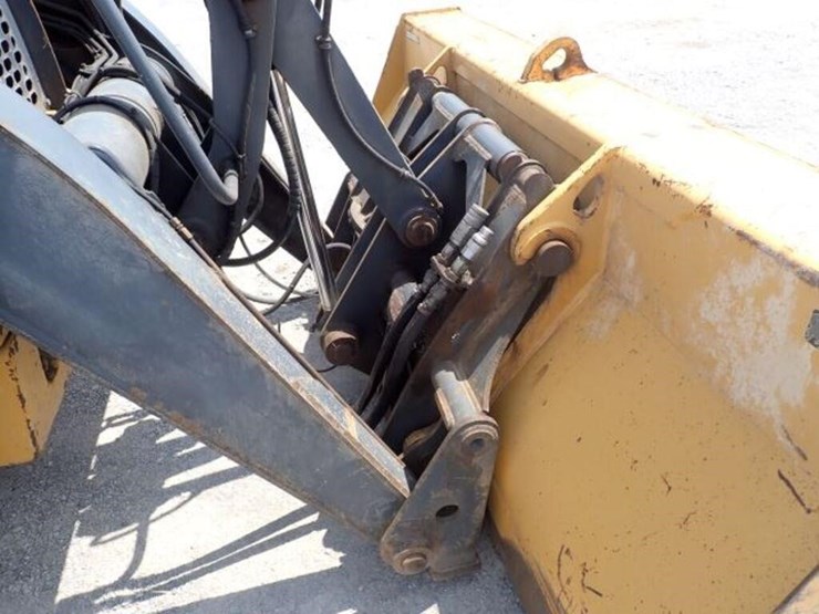 2009-deere-310sj-image-51