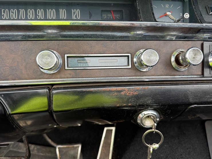 #1379-•-1967-pontiac-bonneville-convertible-car-image-74