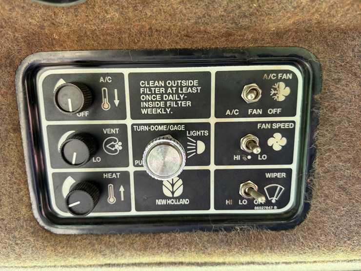 1998-new-holland-hw320-image-52